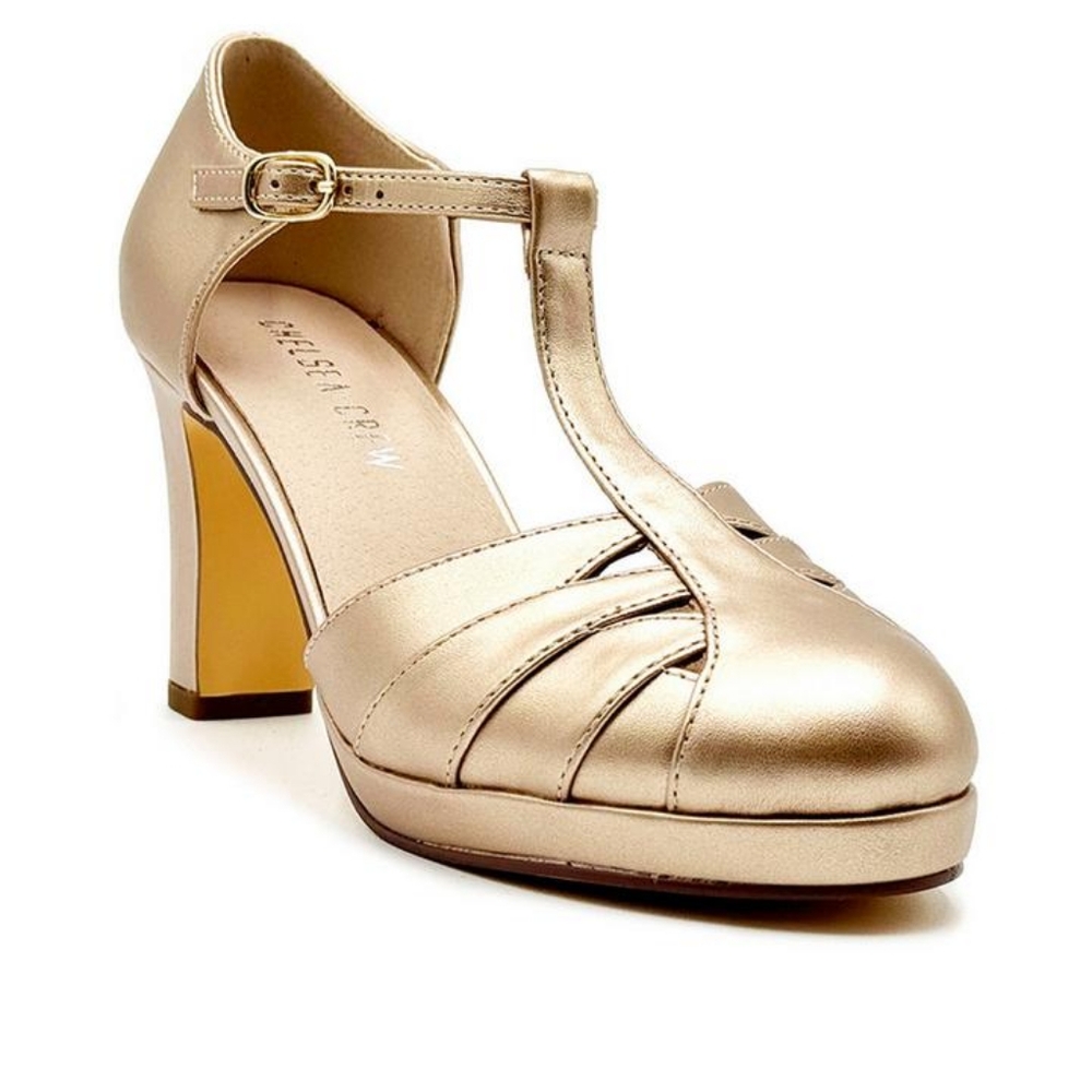 New in box Chelsea crew heel